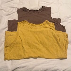 Old Navy XL Tank set